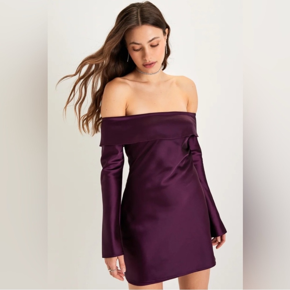 Lulus Luxurious Vision Plum Purple Satin‎ Off-the-Shoulder Mini Dress nwot
